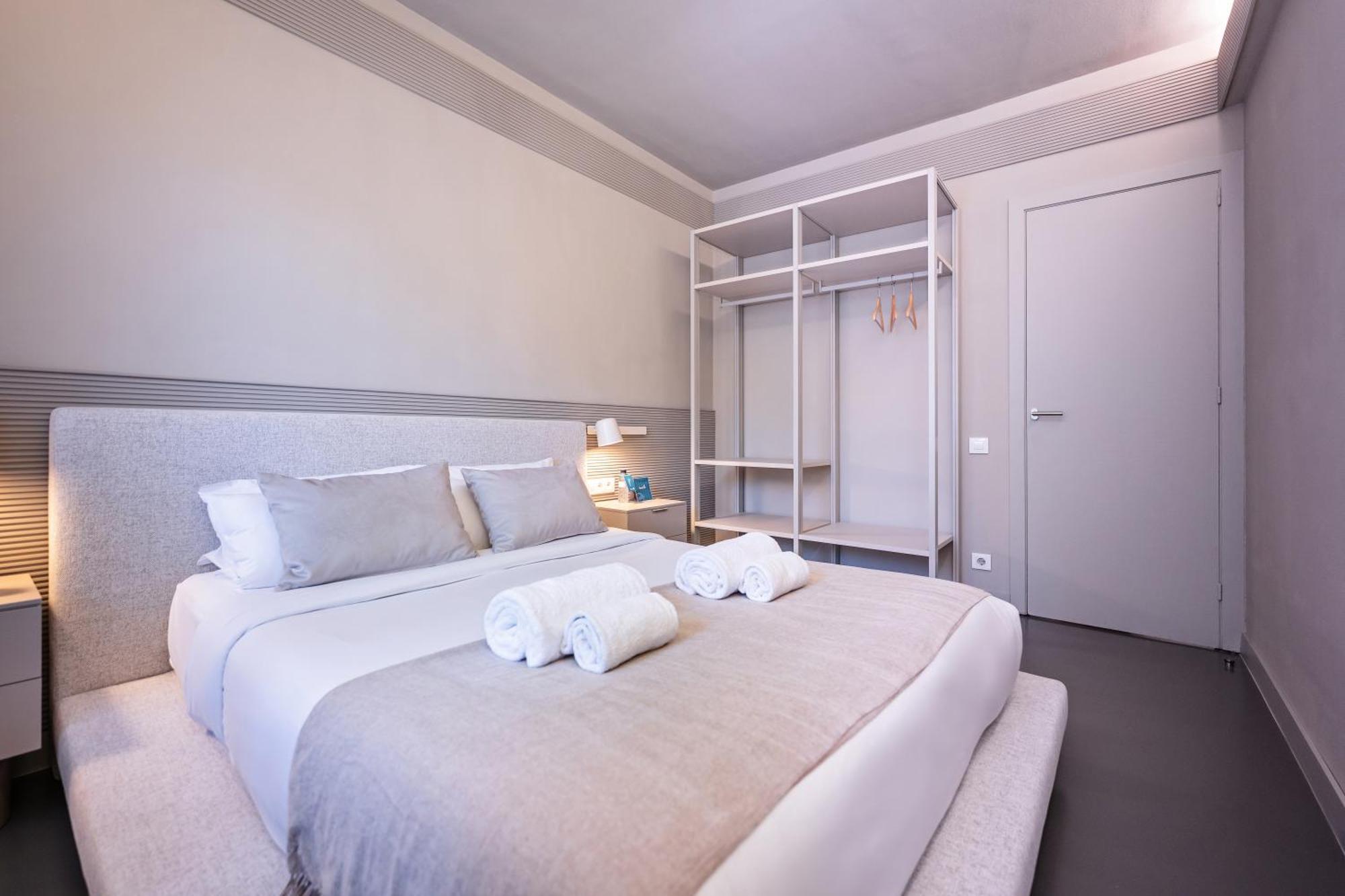 Sweett - Gaudi Avenue Apartment Barcelona Exterior photo