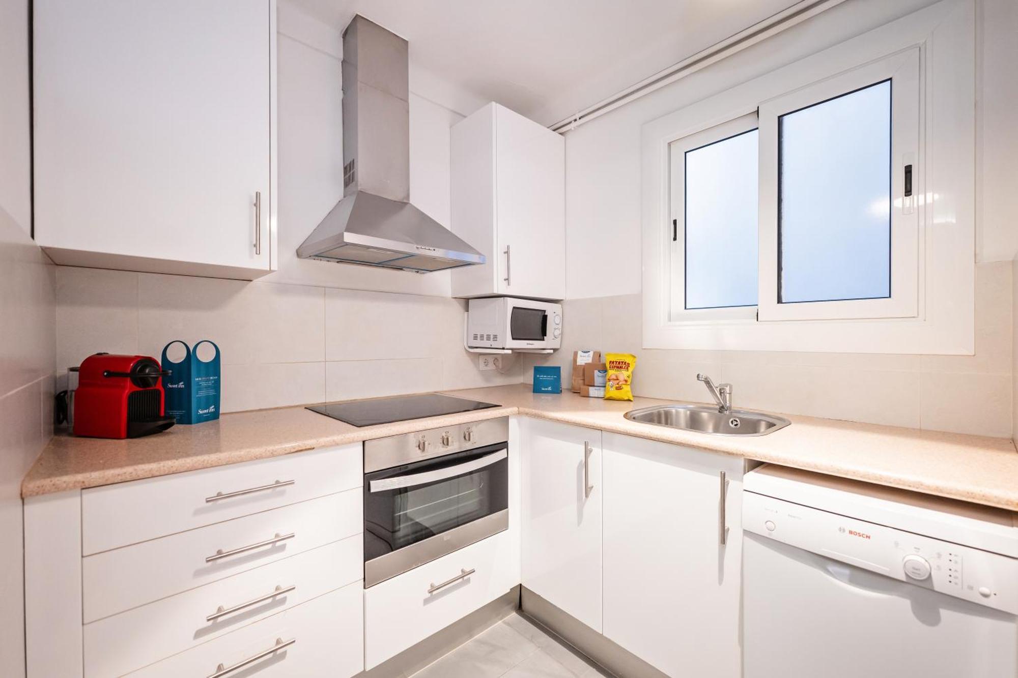 Sweett - Gaudi Avenue Apartment Barcelona Exterior photo