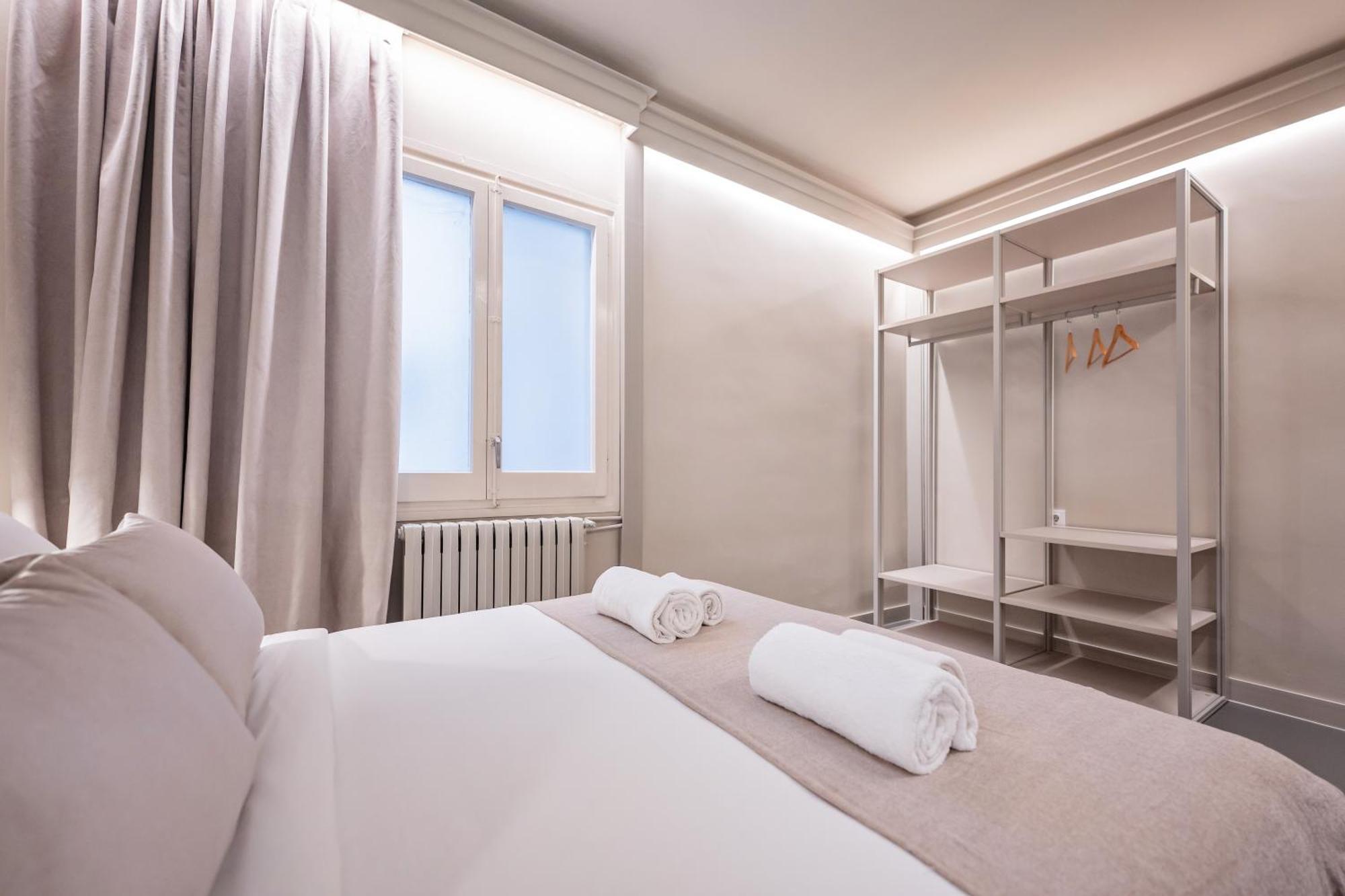 Sweett - Gaudi Avenue Apartment Barcelona Exterior photo