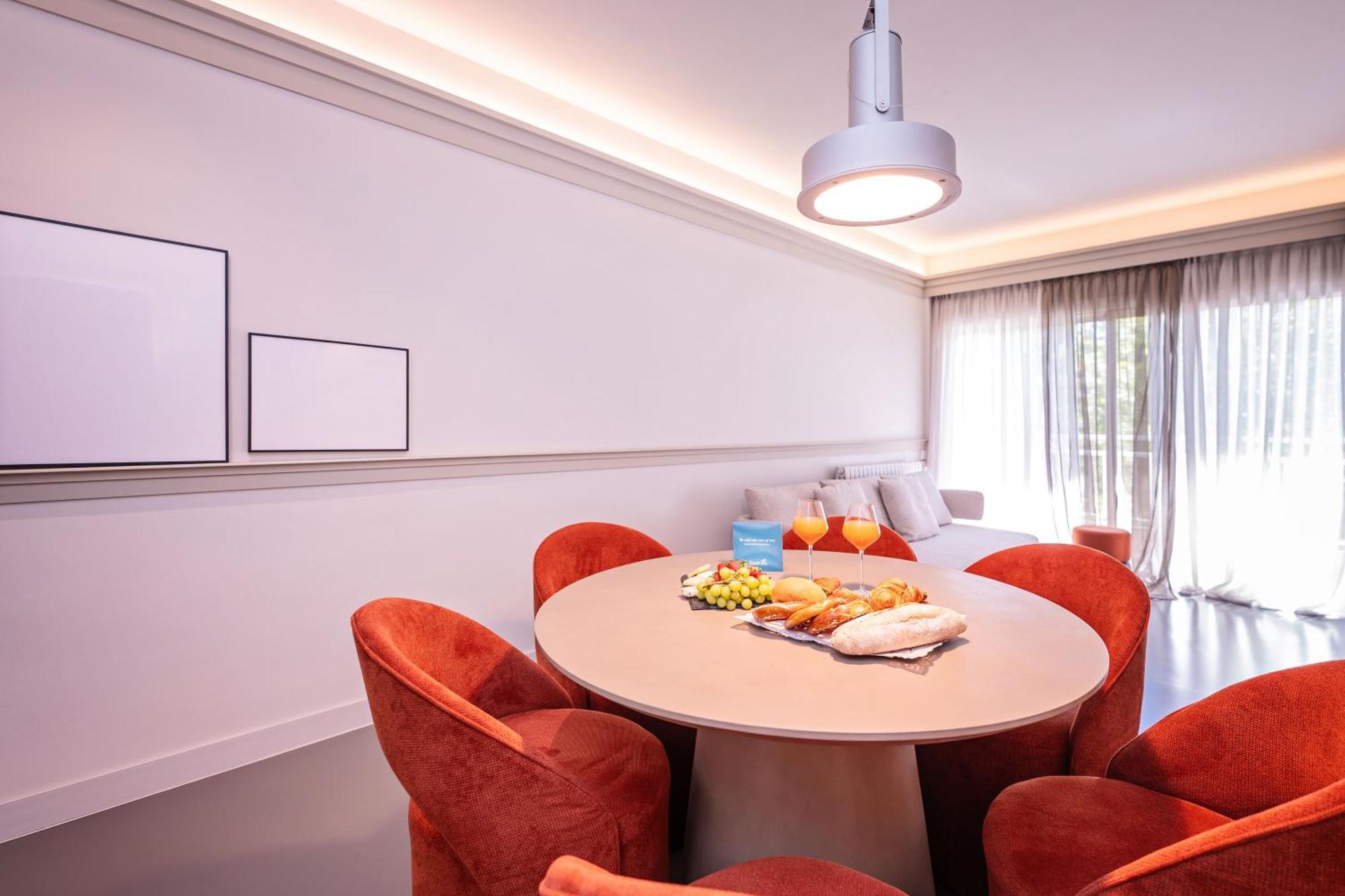 Sweett - Gaudi Avenue Apartment Barcelona Exterior photo